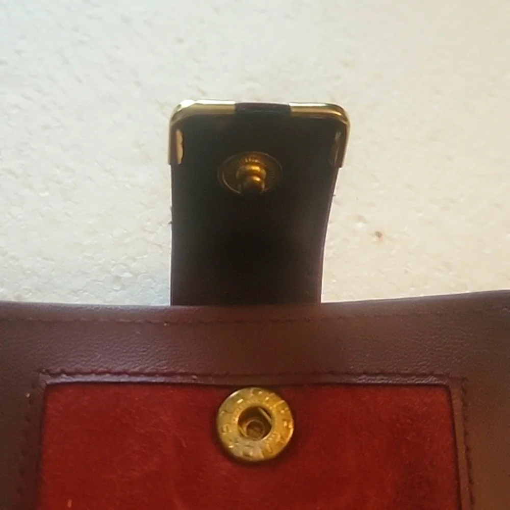1981 Avon Burgundy Suede & Leather Keycase With Snap
